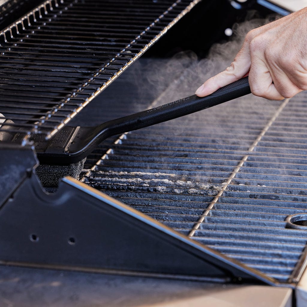 Mr. BBQ Steam Clean BBQ Brush Powered by Scrub Daddy