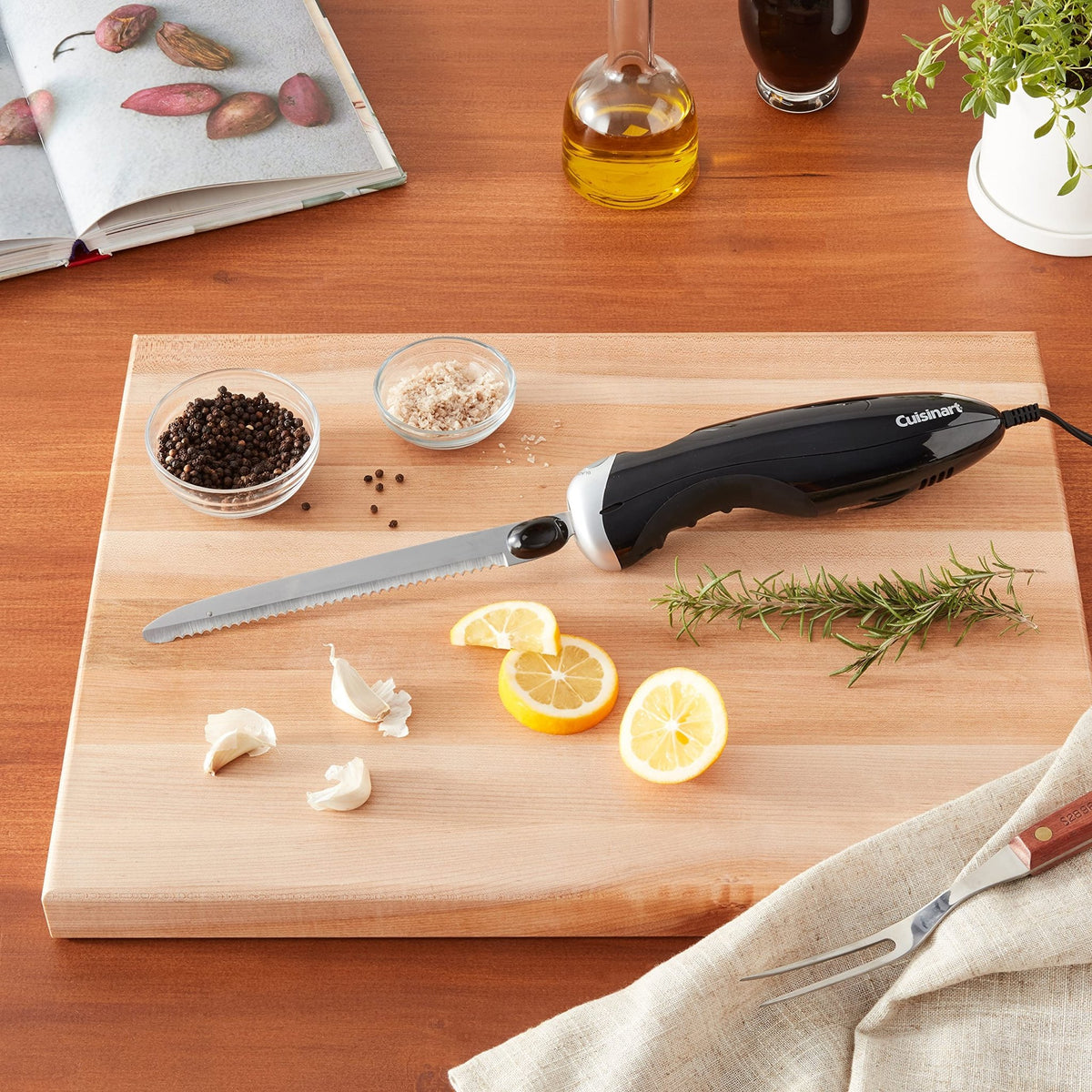 Cuisinart Electric Knife - Knives