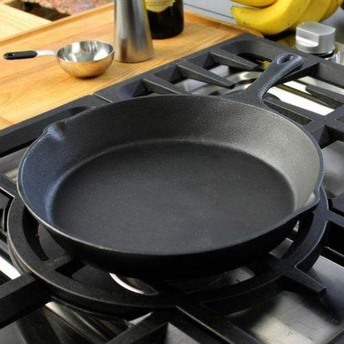 Lodge Lodge Pro Logic Cast Iron 13.25in Skillet