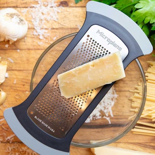 Microplane Mixing Bowl Fine Grater - Fruit & Vegetable Tool