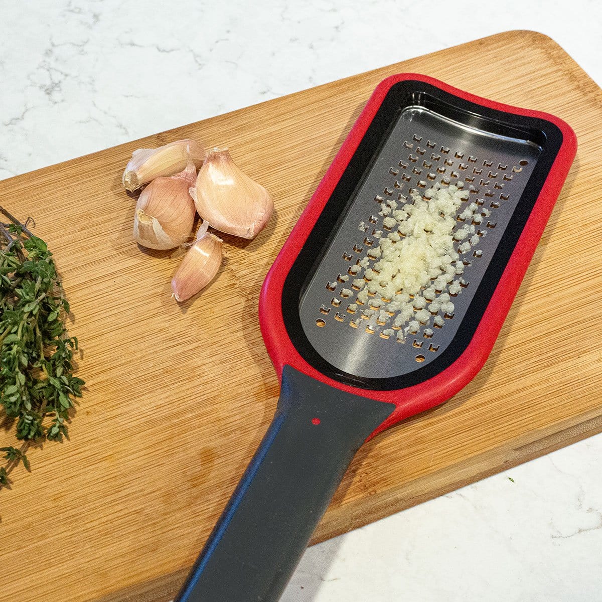 Microplane Select Series Coarse Grater - Red - Fruit & Vegetable Tool