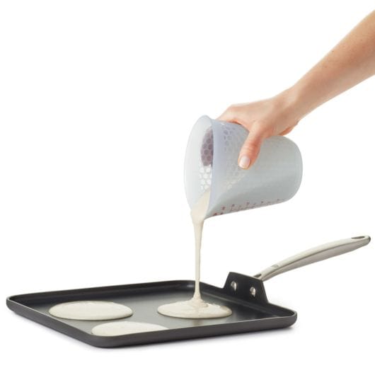 OXO OXO 2 Cup Squeeze &amp; Pour Silicone Measuring Cup