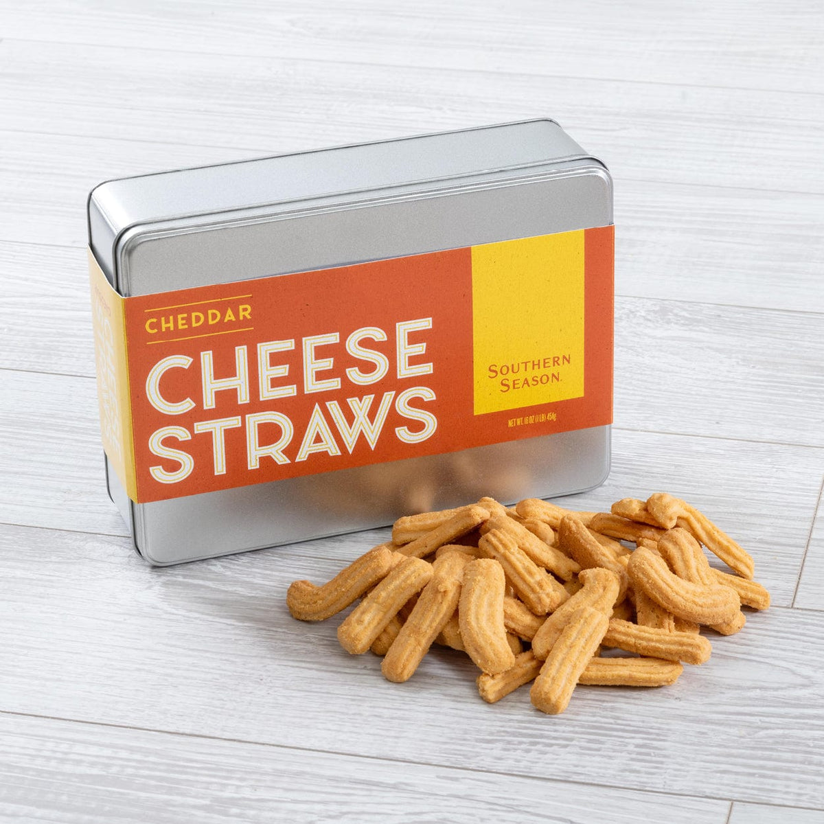 Southern Season Cheddar Cheese Straws 16 oz Tin - Cheese Straws
