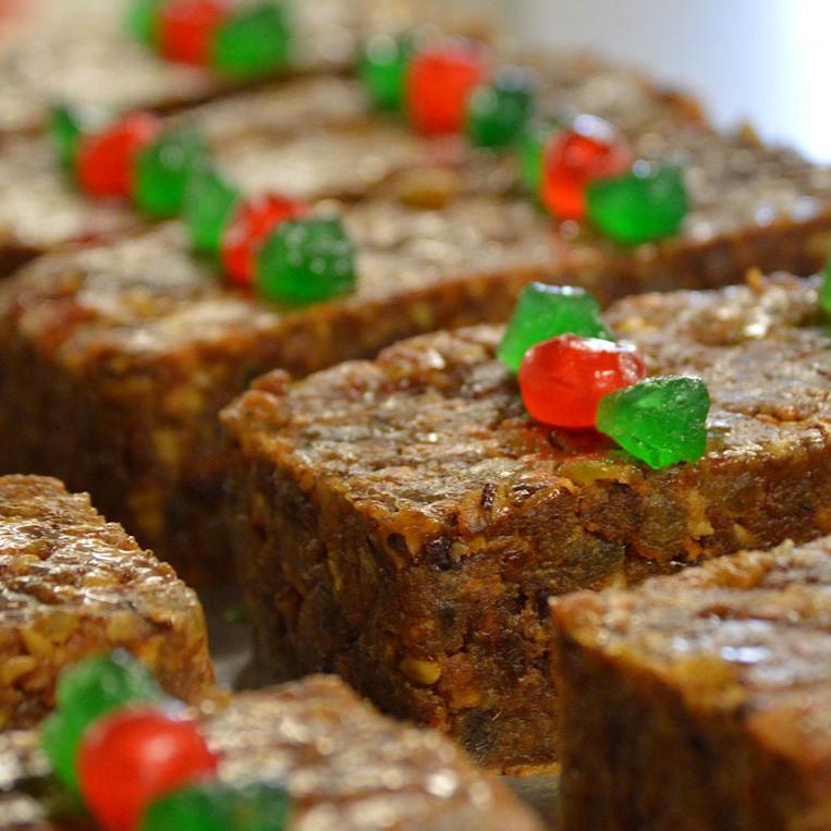 Southern Supreme Fruit Cake 2 LB - Cakes