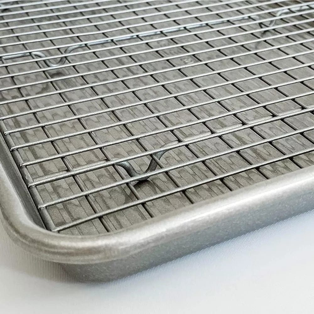 Southern Season USA Pan Half Sheet Pan with Baking Rack