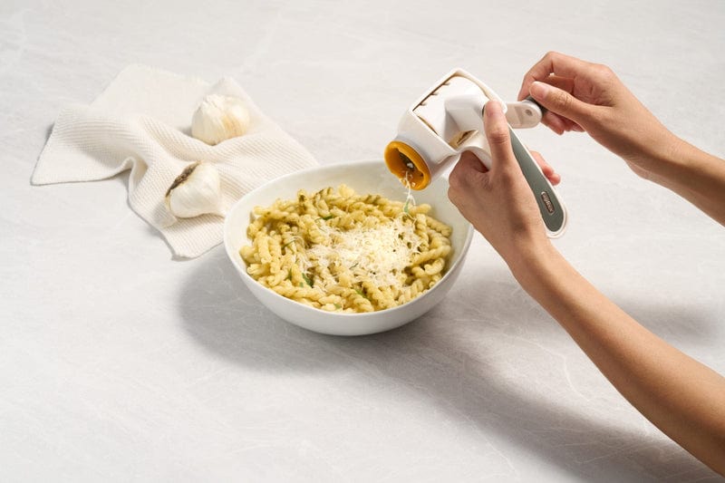 Zyliss Professional Cheese Grater - Graters & Zesters