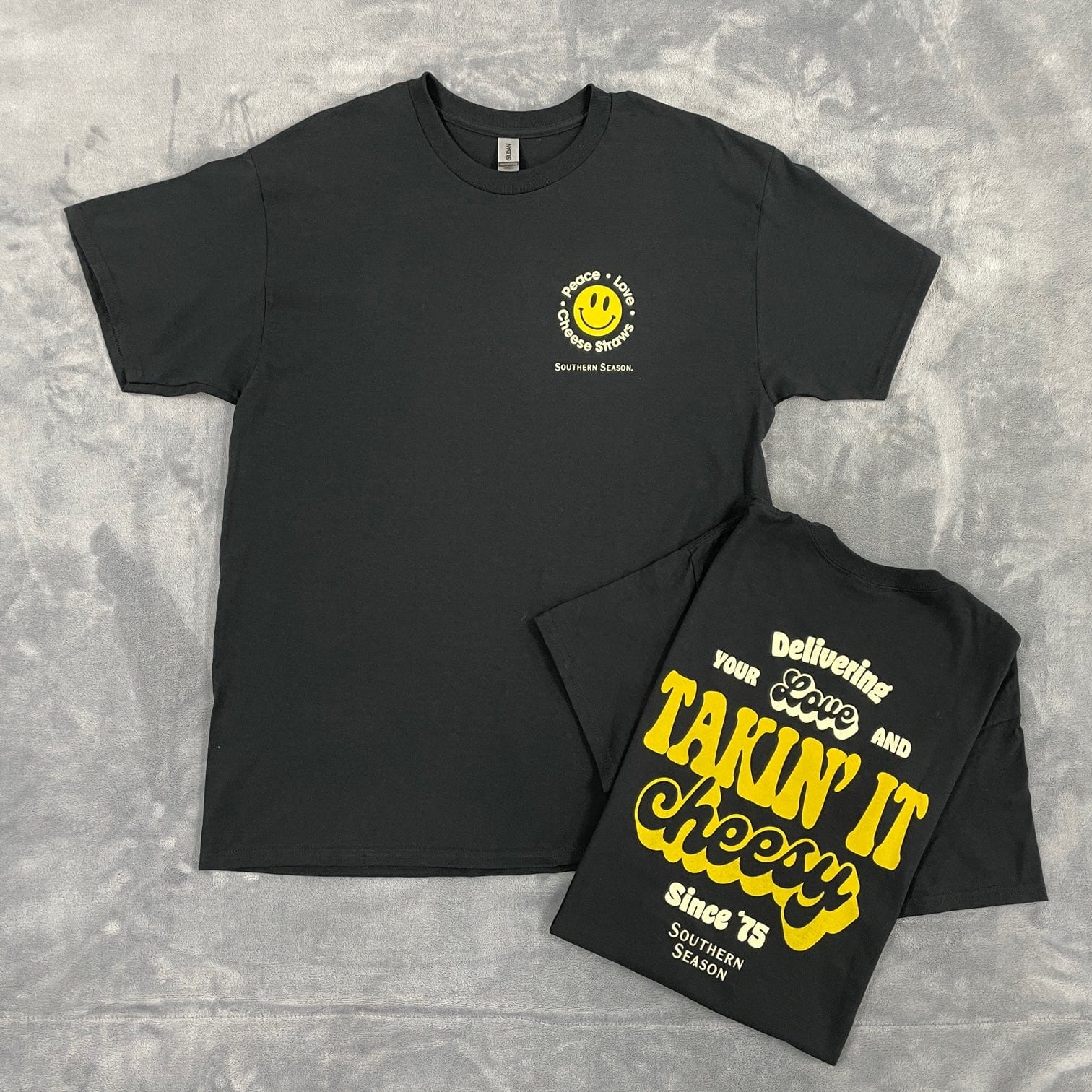 Decorative T-Shirt - Peace, Love & Cheese Straws - Black - T-Shirt