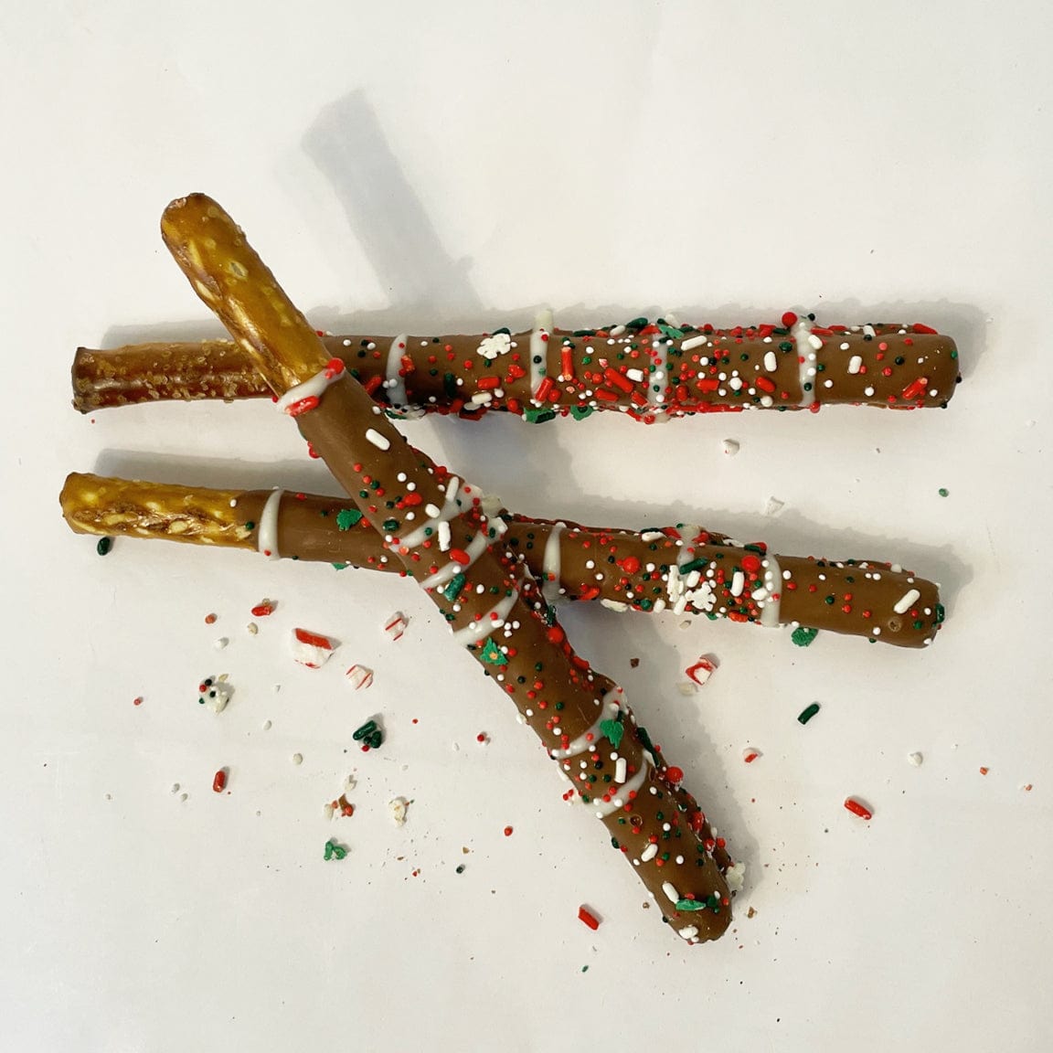 E&A Candies Milk Chocolate Dipped XMAS Pretzels 3pk